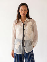 Load image into Gallery viewer, RUE' EMBELLISHED SHIRT