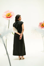 Load image into Gallery viewer, KYOMI LINEN DRESS
