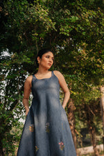 Load image into Gallery viewer, WILDFLOWERS DENIM DRESS
