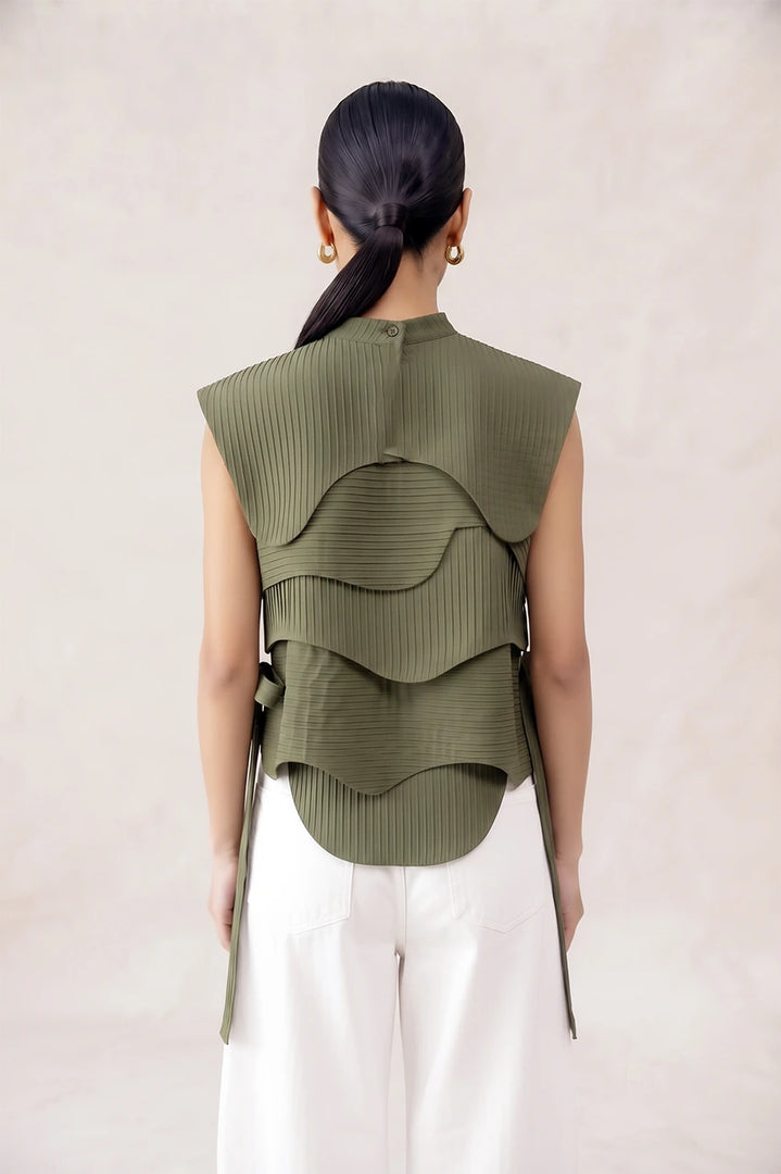 LYN PINTUCKED TOP