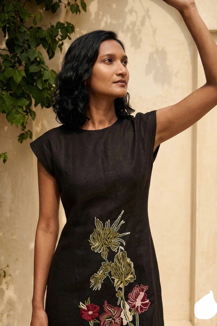 WILLOW LINEN HANDCRAFTED  DRESS Bloome